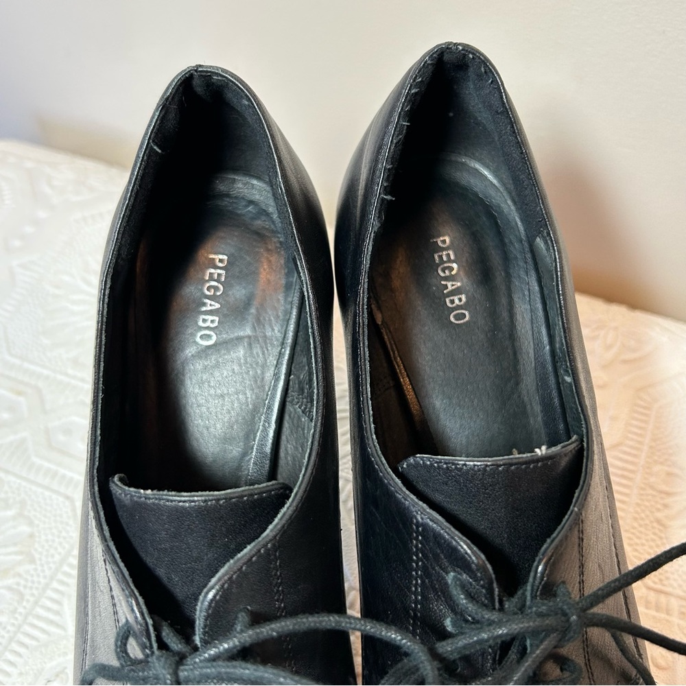Pegabo Black Leather High Heel Shooties Sz 8.5 EUC - Picture 8 of 12